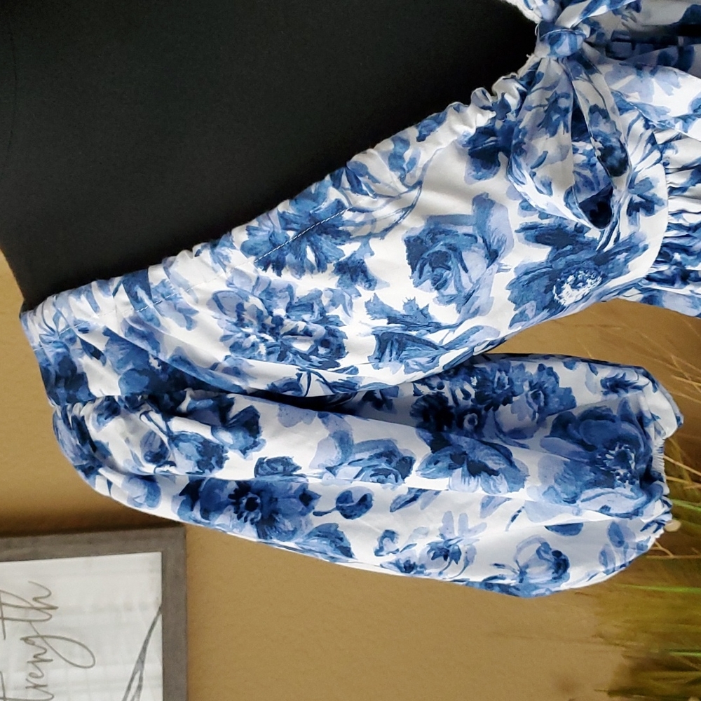Abercrombie & Fitch Blue Floral Dress - Picture 5 of 16